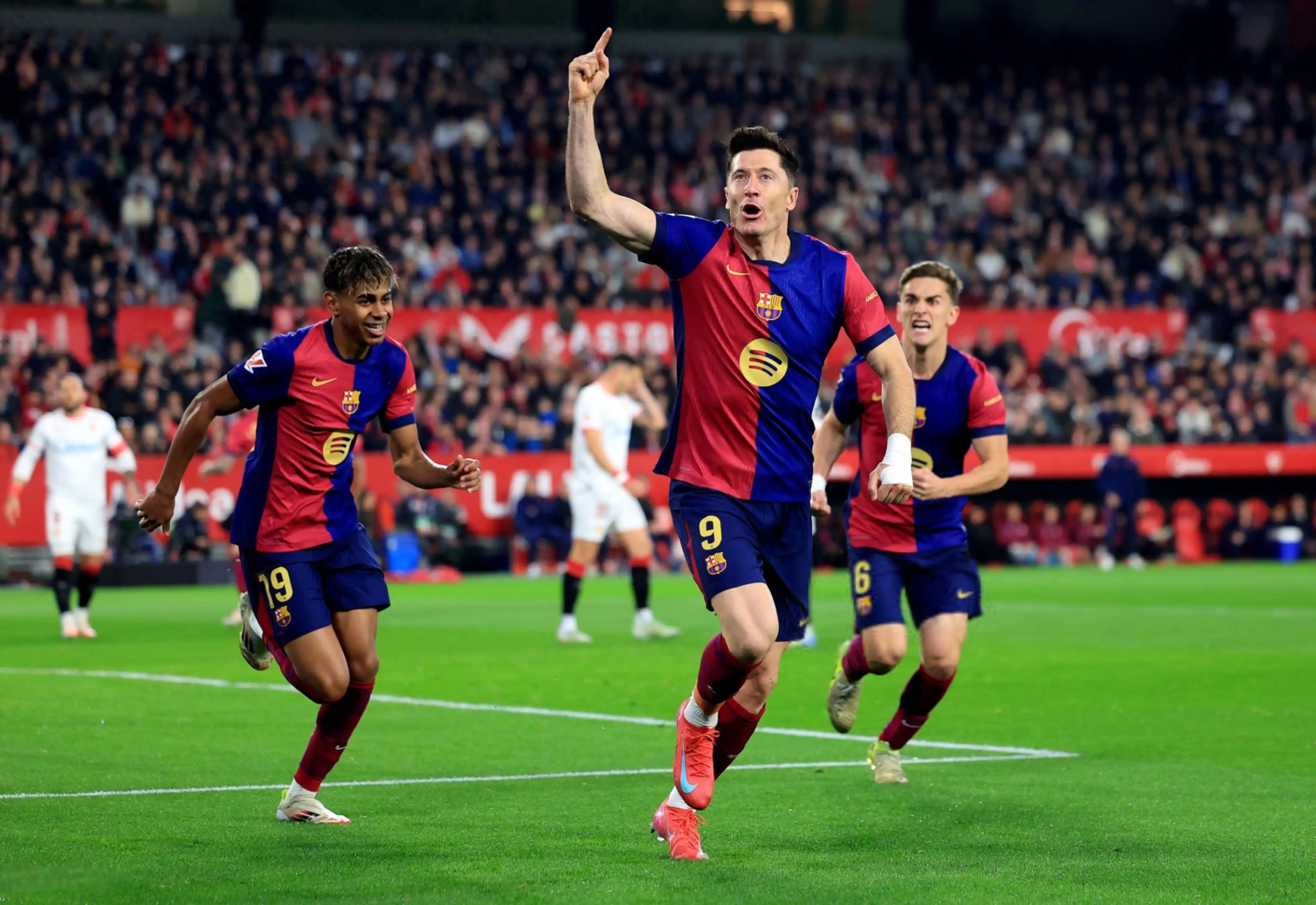 包含姆巴佩迎来三赛季出色发挥，篮网观众热烈欢呼！的词条-九游正版入口